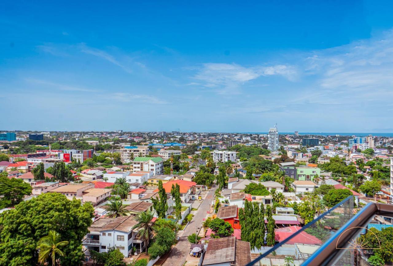 Solea 1 Bedroom Apartment - Central, Comfortable, Cozy, Balcony, Pool, Gym Accra Ngoại thất bức ảnh