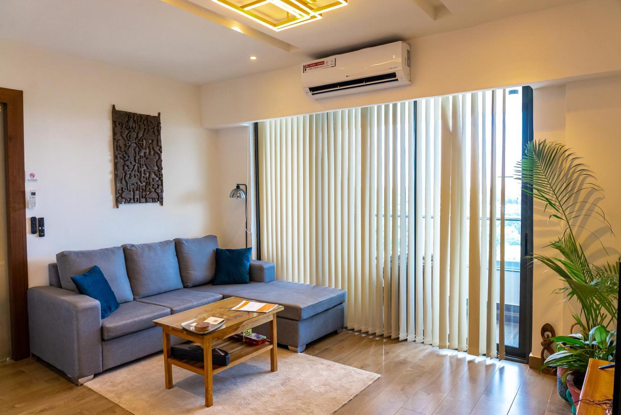 Solea 1 Bedroom Apartment - Central, Comfortable, Cozy, Balcony, Pool, Gym Accra Ngoại thất bức ảnh